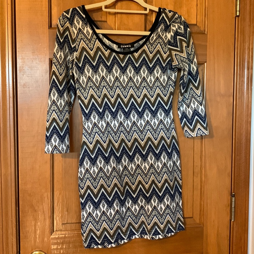 Long Sleeve Patterned Dress
